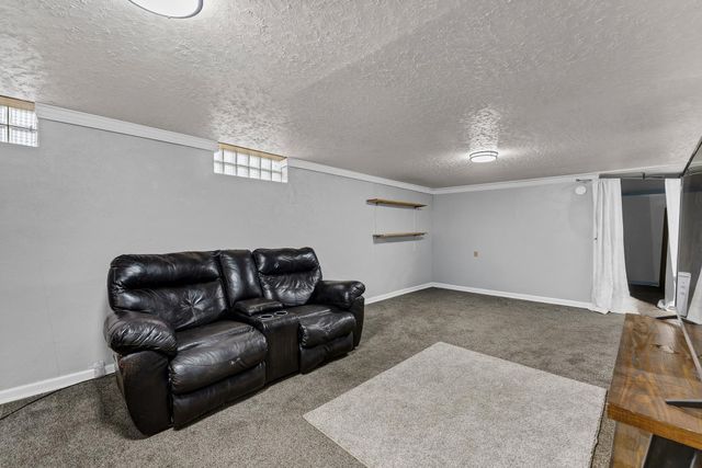 915 N Bowdish Rd, Spokane Valley, WA 99206