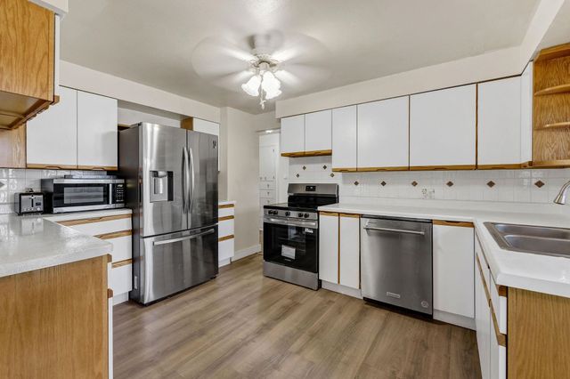 915 N Bowdish Rd, Spokane Valley, WA 99206