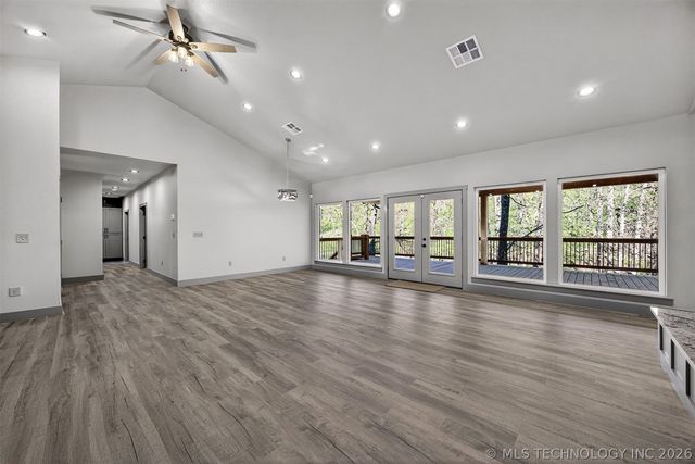 18475 W Lakewood Drive, Park Hill, OK 74451