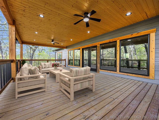 18475 W Lakewood Drive, Park Hill, OK 74451