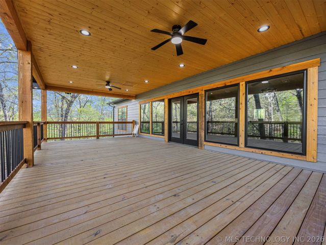 18475 W Lakewood Drive, Park Hill, OK 74451