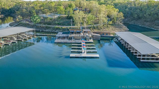 18475 W Lakewood Drive, Park Hill, OK 74451