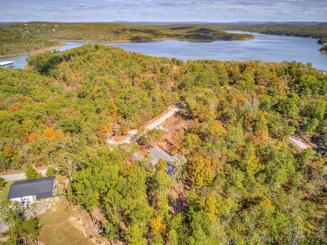 18475 W Lakewood Drive, Park Hill, OK 74451