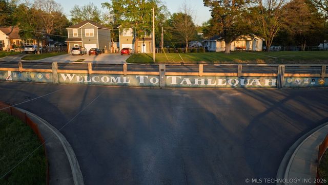 18475 W Lakewood Drive, Park Hill, OK 74451