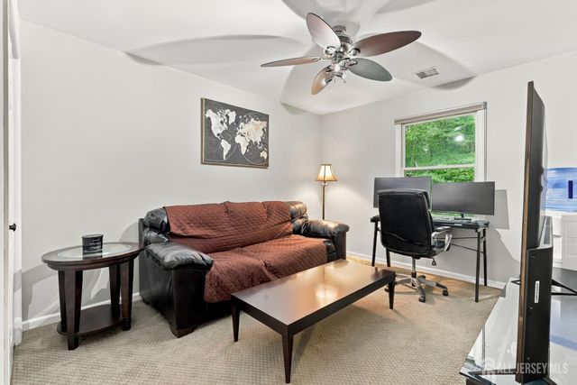 20 Parkside Drive, Spotswood, NJ 08884