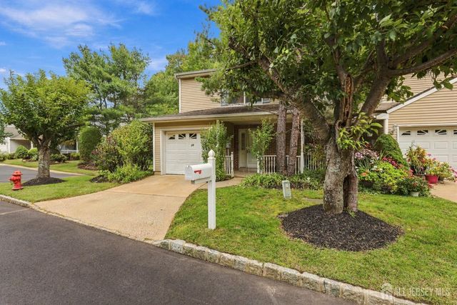 20 Parkside Drive, Spotswood, NJ 08884
