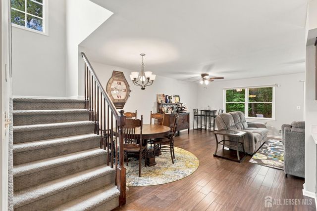 20 Parkside Drive, Spotswood, NJ 08884