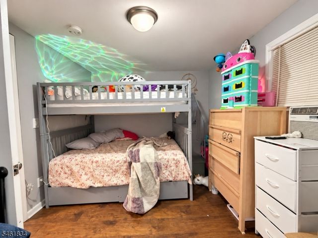 1112 Virginia St, Elizabeth City, NJ 07201