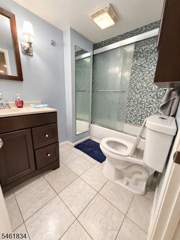 1112 Virginia St, Elizabeth City, NJ 07201