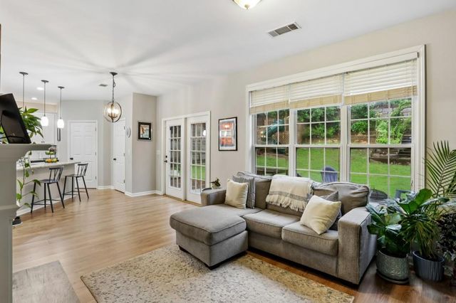 3424 Kensington Parc Circle, Avondale Estates, GA 30002