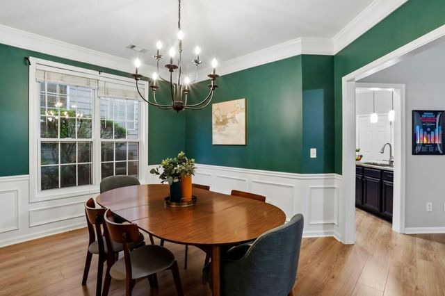 3424 Kensington Parc Circle, Avondale Estates, GA 30002