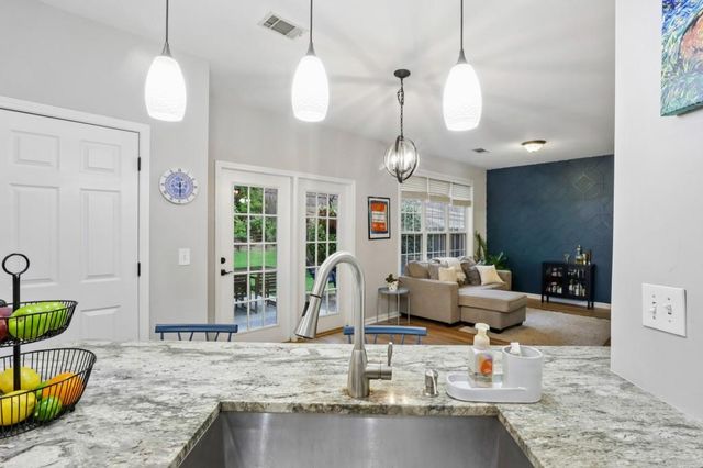 3424 Kensington Parc Circle, Avondale Estates, GA 30002