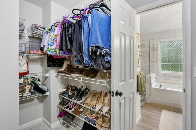 3424 Kensington Parc Circle, Avondale Estates, GA 30002