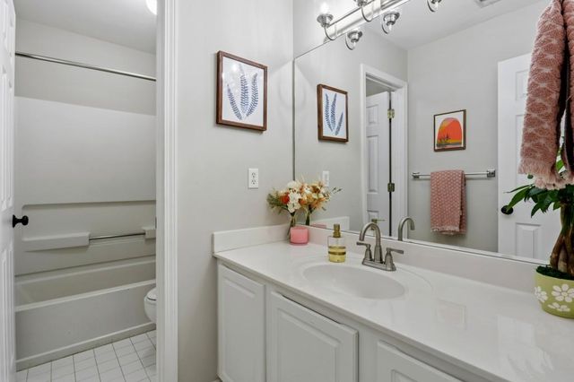 3424 Kensington Parc Circle, Avondale Estates, GA 30002