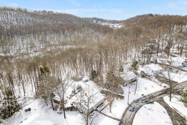 53 Tanager Road, Mahopac, NY 10541