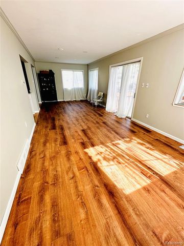 603 S Vermont Avenue, Royal Oak, MI 48067