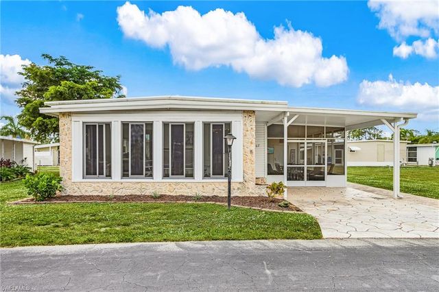 67 Sturbridge LN, Fort Myers, FL 33908