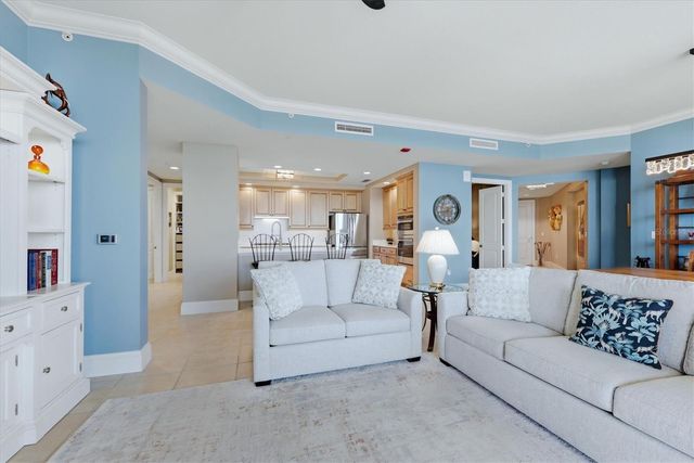 140 RIVIERA DUNES WAY 402, Palmetto, FL 34221