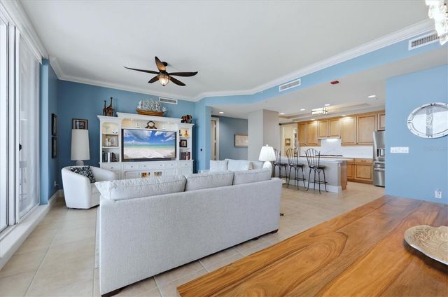 140 RIVIERA DUNES WAY 402, Palmetto, FL 34221