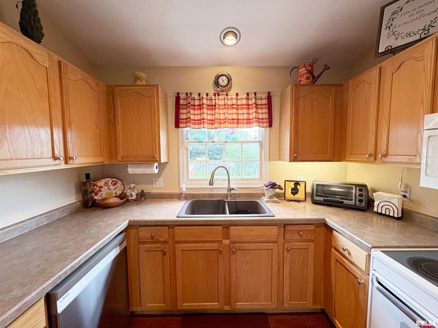 1909 STONERIDGE, Washington, IL 61571