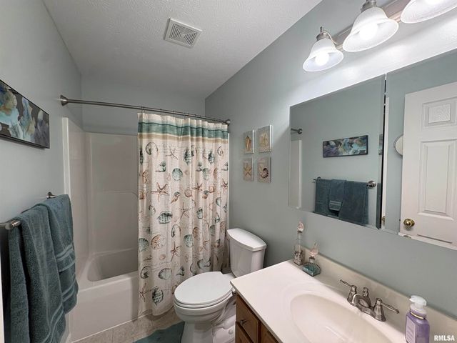 1909 STONERIDGE, Washington, IL 61571