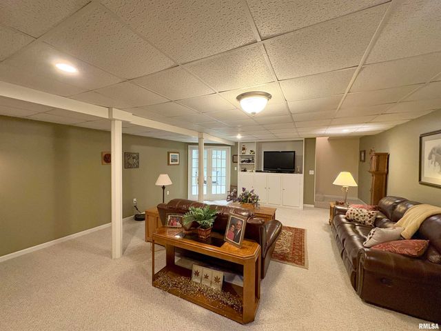 1909 STONERIDGE, Washington, IL 61571