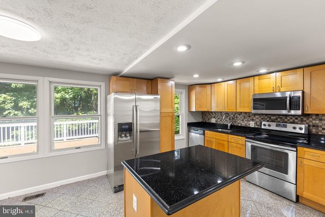 5918 OAK RIDGE CT, Burke, VA 22015
