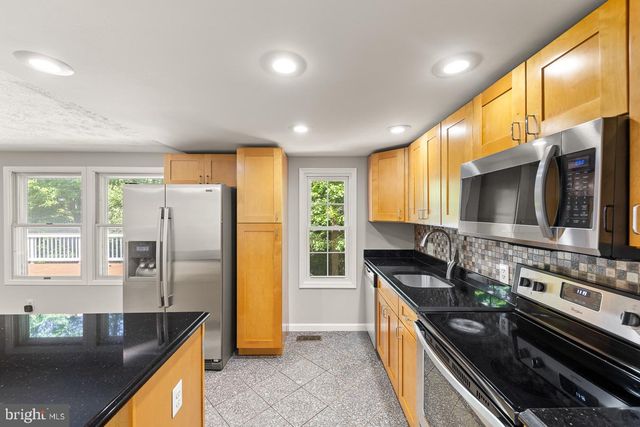 5918 OAK RIDGE CT, Burke, VA 22015