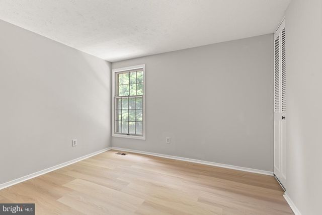 5918 OAK RIDGE CT, Burke, VA 22015