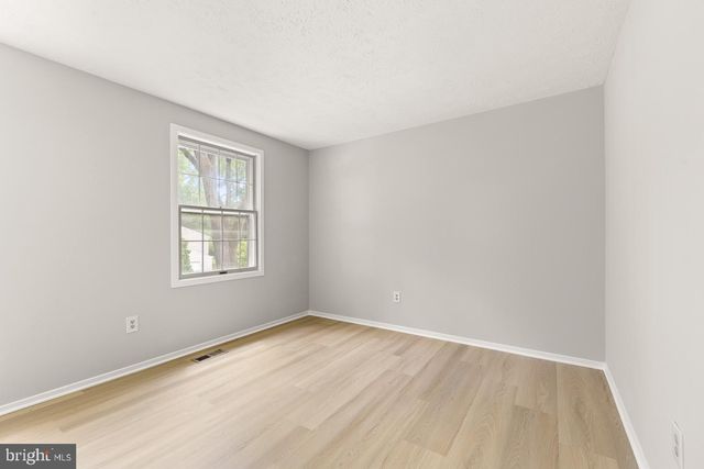 5918 OAK RIDGE CT, Burke, VA 22015