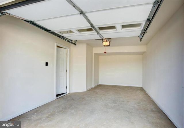 203 SAGE CIR, Winchester, VA 22603