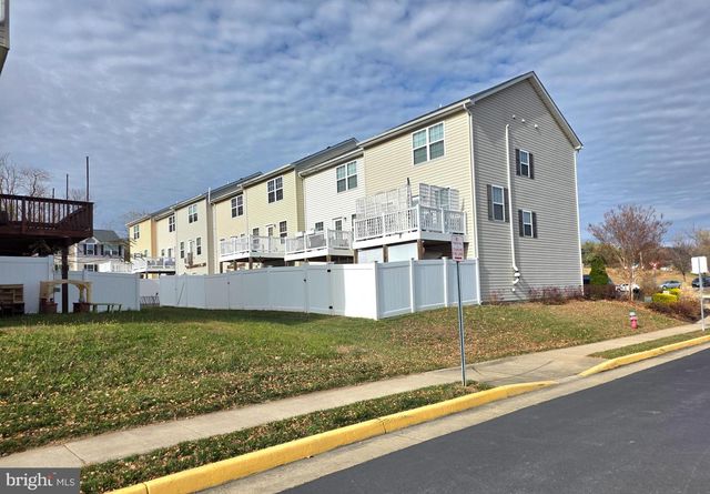 203 SAGE CIR, Winchester, VA 22603