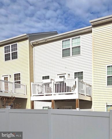 203 SAGE CIR, Winchester, VA 22603