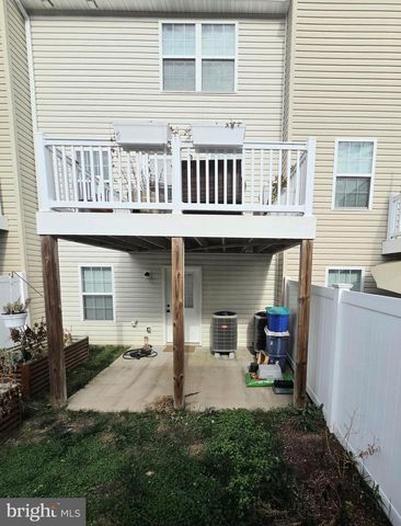 203 SAGE CIR, Winchester, VA 22603