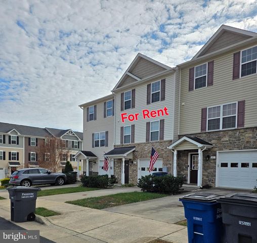 203 SAGE CIR, Winchester, VA 22603