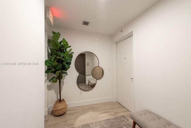 16385 Biscayne Blvd 2904, North Miami Beach, FL 33160