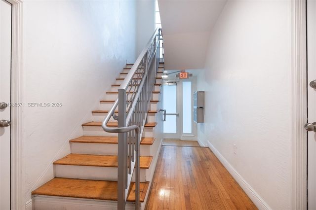 7936 Harding Ave, Miami Beach, FL 33141