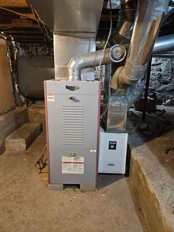 283 Missisquoi Street, Enosburg, VT 05450