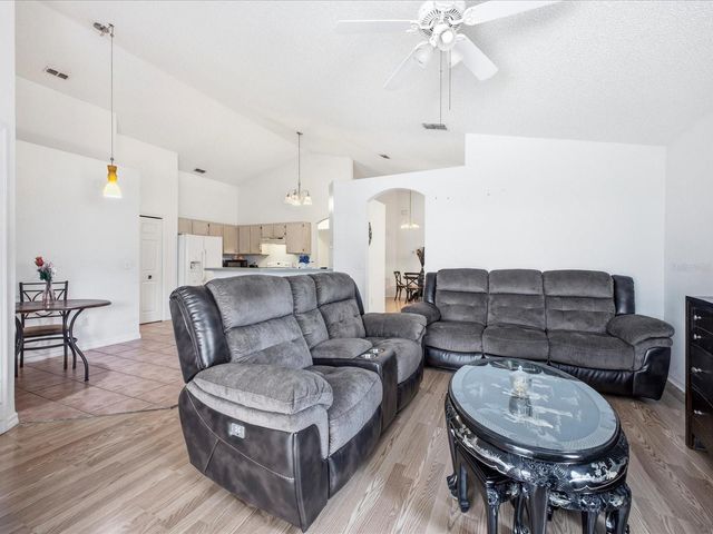 1218 WHITEWOOD WAY, Clermont, FL 34714