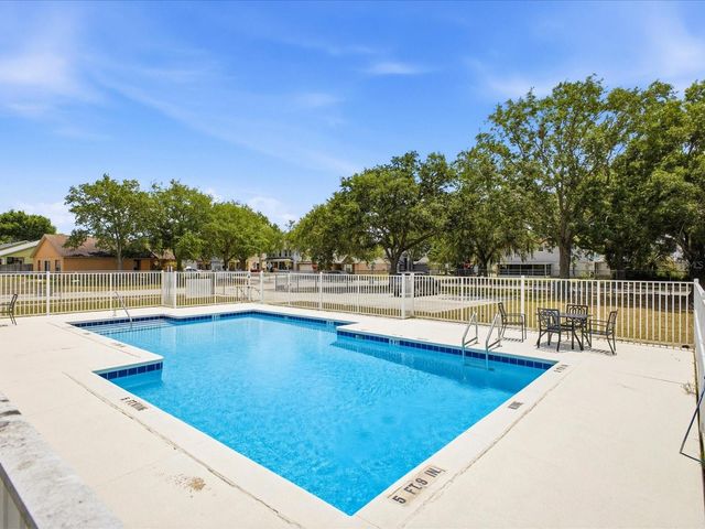 1218 WHITEWOOD WAY, Clermont, FL 34714