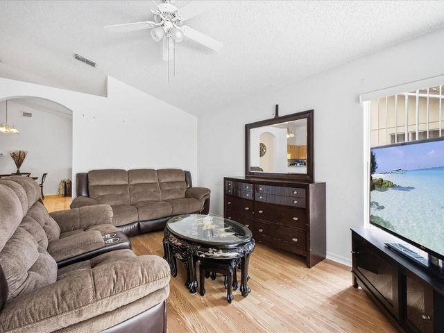 1218 WHITEWOOD WAY, Clermont, FL 34714