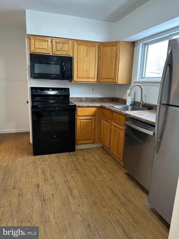 604 FAIRHILL ST, Willow Grove, PA 19090