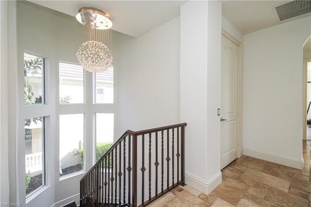 1412 Hemingway PL, Naples, FL 34103