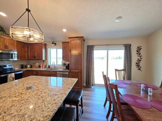 3379 309th Avenue NW, Cambridge, MN 55008