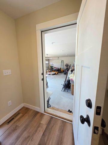 3379 309th Avenue NW, Cambridge, MN 55008