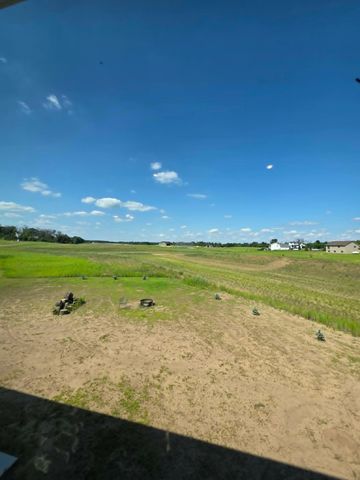 3379 309th Avenue NW, Cambridge, MN 55008