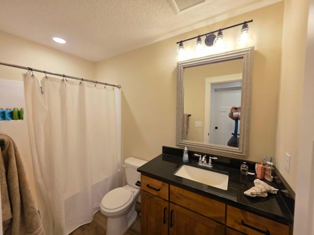 3379 309th Avenue NW, Cambridge, MN 55008