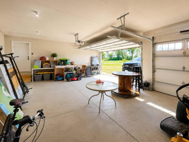 3379 309th Avenue NW, Cambridge, MN 55008