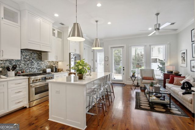 318 E Hall Street, Savannah, GA 31401