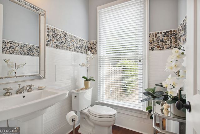 318 E Hall Street, Savannah, GA 31401